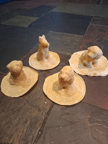 Latex dog moulds - 4x,