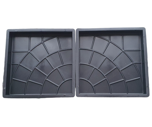 Set plastic garden paving - of, 2