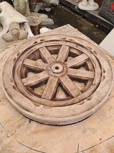 Mold for concrete wheel - concrete,
